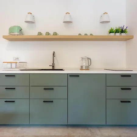 633 Appia Design Room